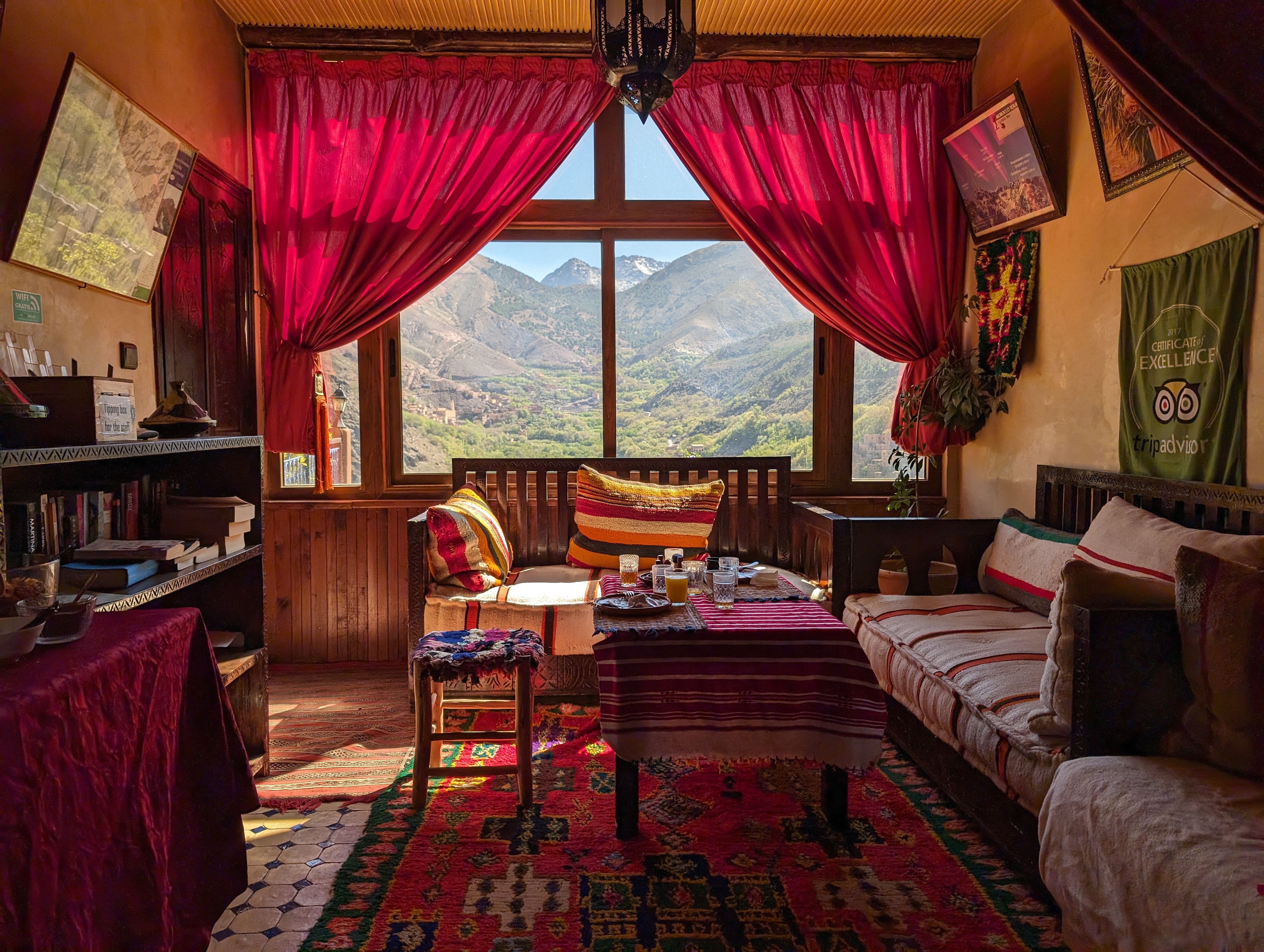 PXL 20240430 092212950.RAW 01.MP.COVER